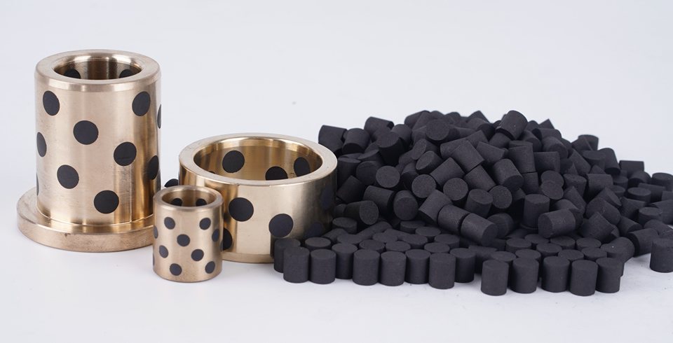 Copper bearing installed with graphite lubrication column and scattered graphite lubrication columns.