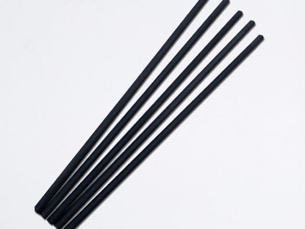 5 spectral graphite rods are displayed.